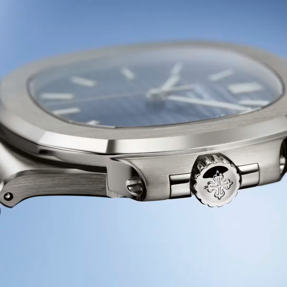 Patek Philippe Nautilus White Gold Watch 5811/1G-001 - Image 8
