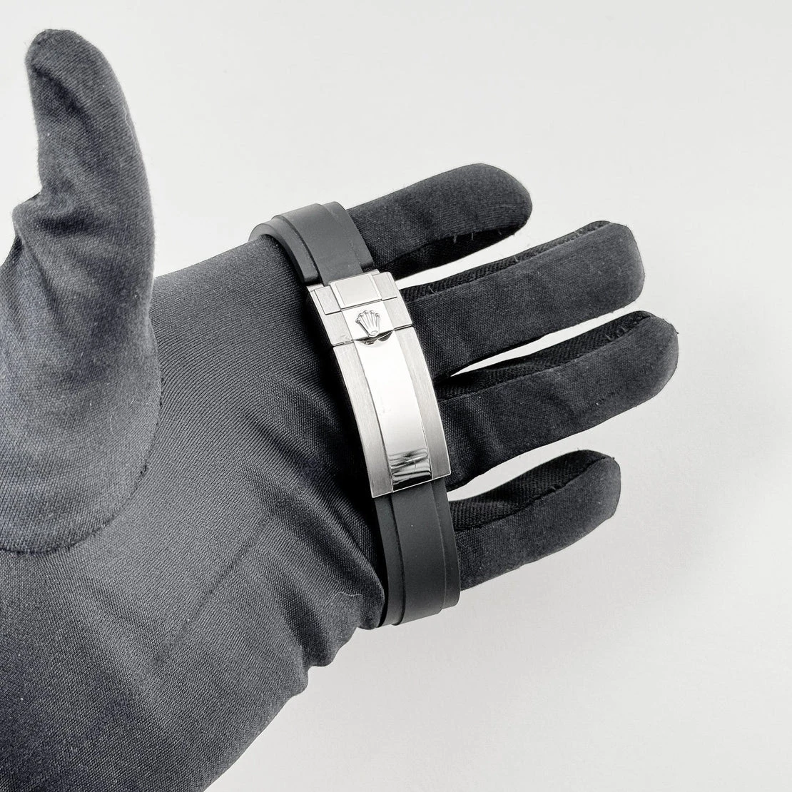 Rolex Yacht-Master 42 – Ref# 226679TBR - Image 9